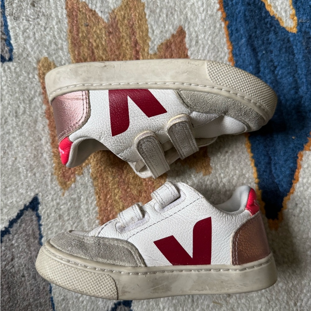 Veja kids size US8.5